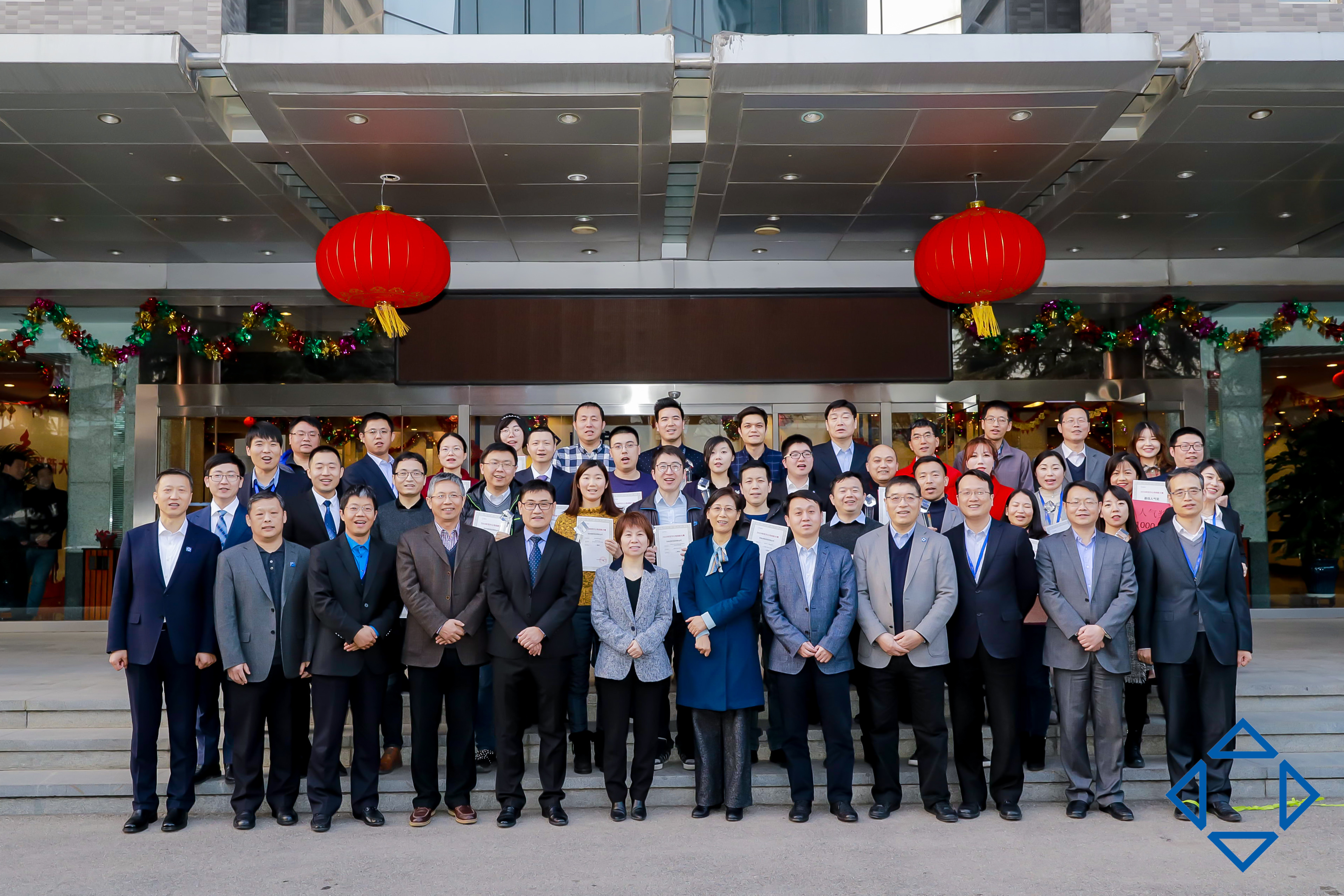 782570de4fe349c0b5ece7bd02297883.jpg Á¢Òì´óÈü8.jpg